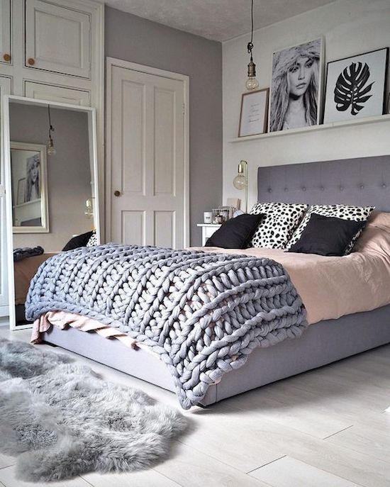 Floor Black Bedroom Rug Imposing On Floor Regarding Best 25 Faux Fur Ideas Pinterest White 19 Black Bedroom Rug