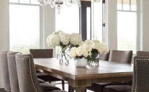 Elegant Dining Table Decor