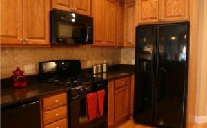 Kitchen Color Ideas With Oak Cabinets And Black Appliances