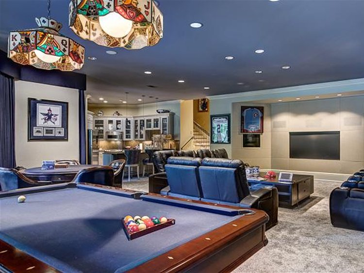 Other Ultimate Man Cave Remarkable On Other Throughout Homes With Great Caves Business Insider 1 Ultimate Man Cave