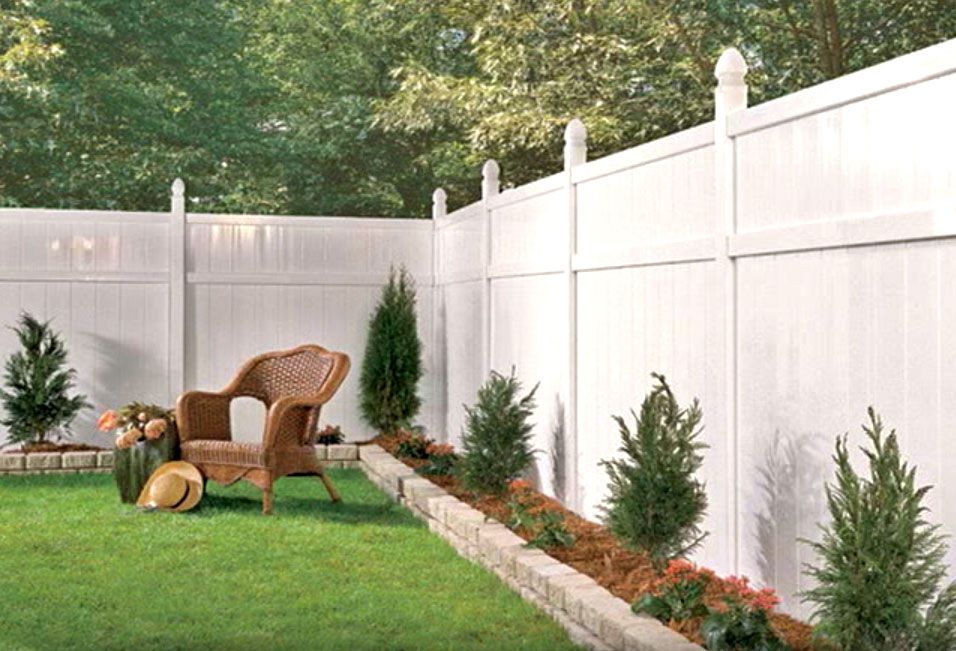 Home White Fence Ideas Magnificent On Home In 37 Stylish Privacy For Outdoor Spaces Pinterest 0 White Fence Ideas