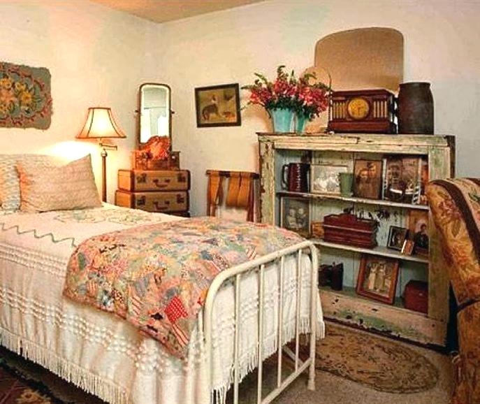 Bedroom Antique Bedroom Decorating Ideas Contemporary On In Vintage Room Decor 17 Antique Bedroom Decorating Ideas
