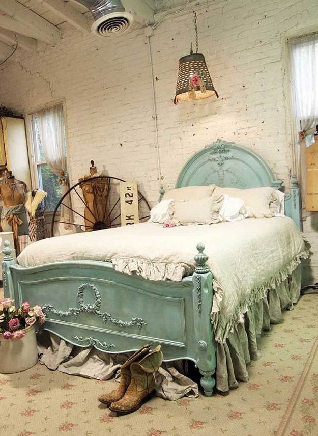 Bedroom Antique Bedroom Decorating Ideas Simple On Intended For House Design 12 Antique Bedroom Decorating Ideas