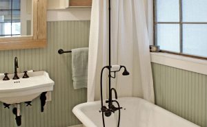 Clawfoot Tub Bathroom Designs