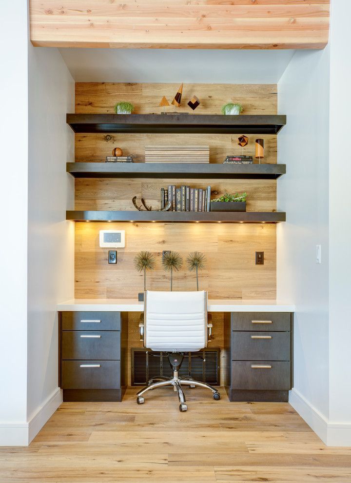 Office Decorating A Small Office Fine On Intended Contemporary Home By Http Www Com 5 Decorating A Small Office