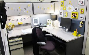 Decorating Office Desk