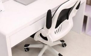 Office Chairs For Small Spaces