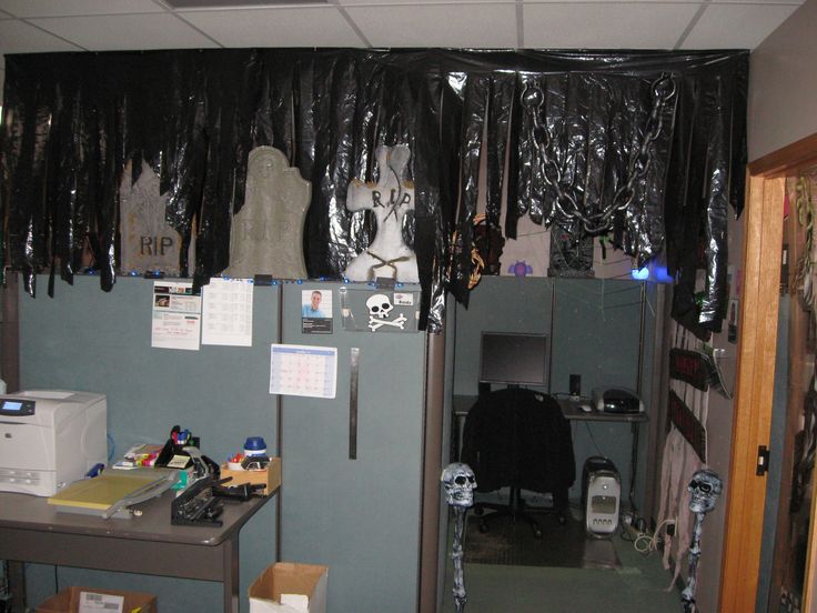 Other Office Halloween Decorations Scary Delightful On Other 20 Best Decor Images Pinterest 0 Office Halloween Decorations Scary